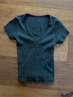 Brandy Melville Cotton Tee Shirt Top